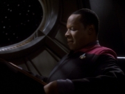 extant_StarTrekDS9_1x18-DramatisPersonae_02407.jpg