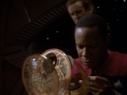extant_StarTrekDS9_1x18-DramatisPersonae_02728.jpg