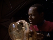 Filename=extant_StarTrekDS9_1x18-DramatisPersonae_02757.jpg
Filesize=136KiB
Dimensions=1200x900
Date added=Jun 13, 2019 extant_StarTrekDS9_1x18-DramatisPersonae_02757.jpg