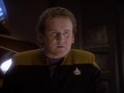 extant_StarTrekDS9_1x18-DramatisPersonae_02763.jpg