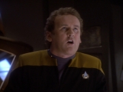 extant_StarTrekDS9_1x18-DramatisPersonae_02783.jpg
