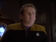 extant_StarTrekDS9_1x18-DramatisPersonae_02785.jpg