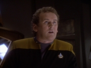 extant_StarTrekDS9_1x18-DramatisPersonae_02786.jpg