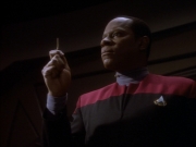 extant_StarTrekDS9_1x18-DramatisPersonae_02790.jpg