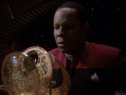 Filename=extant_StarTrekDS9_1x18-DramatisPersonae_02798.jpg
Filesize=136KiB
Dimensions=1200x900
Date added=Jun 13, 2019 extant_StarTrekDS9_1x18-DramatisPersonae_02798.jpg