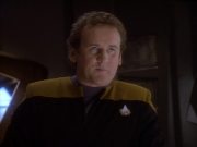 extant_StarTrekDS9_1x18-DramatisPersonae_02804.jpg