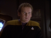 extant_StarTrekDS9_1x18-DramatisPersonae_02809.jpg