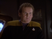 extant_StarTrekDS9_1x18-DramatisPersonae_02811.jpg