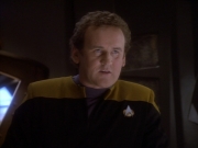 extant_StarTrekDS9_1x18-DramatisPersonae_02812.jpg