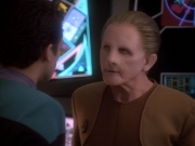 extant_StarTrekDS9_1x18-DramatisPersonae_02965.jpg