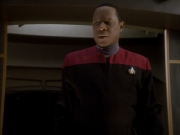 extant_StarTrekDS9_1x18-DramatisPersonae_03064.jpg