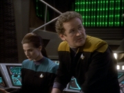extant_StarTrekDS9_1x18-DramatisPersonae_03071.jpg