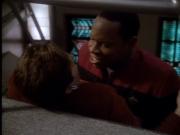 extant_StarTrekDS9_1x18-DramatisPersonae_03135.jpg
