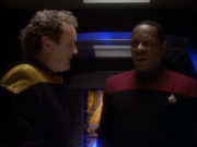 Filename=extant_StarTrekDS9_1x18-DramatisPersonae_03250.jpg
Filesize=124KiB
Dimensions=1200x900
Date added=Jun 13, 2019 extant_StarTrekDS9_1x18-DramatisPersonae_03250.jpg