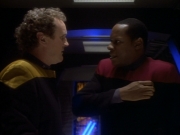 Filename=extant_StarTrekDS9_1x18-DramatisPersonae_03266.jpg
Filesize=135KiB
Dimensions=1200x900
Date added=Jun 13, 2019 extant_StarTrekDS9_1x18-DramatisPersonae_03266.jpg