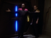 Filename=extant_StarTrekDS9_1x18-DramatisPersonae_03469.jpg
Filesize=124KiB
Dimensions=1200x900
Date added=Jun 13, 2019 extant_StarTrekDS9_1x18-DramatisPersonae_03469.jpg