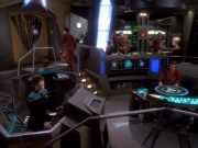 extant_StarTrekDS9_1x18-DramatisPersonae_03669.jpg
