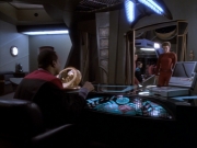 extant_StarTrekDS9_1x18-DramatisPersonae_03677.jpg