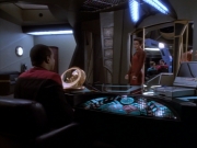 extant_StarTrekDS9_1x18-DramatisPersonae_03680.jpg