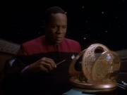 Filename=extant_StarTrekDS9_1x18-DramatisPersonae_03755.jpg
Filesize=126KiB
Dimensions=1200x900
Date added=Jun 13, 2019 extant_StarTrekDS9_1x18-DramatisPersonae_03755.jpg