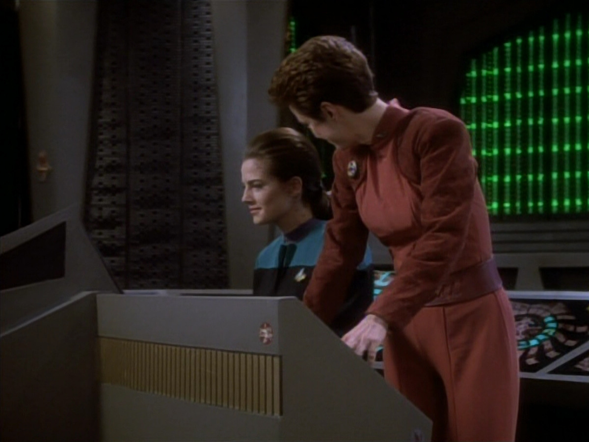 extant_StarTrekDS9_1x19-Duet_00027.jpg