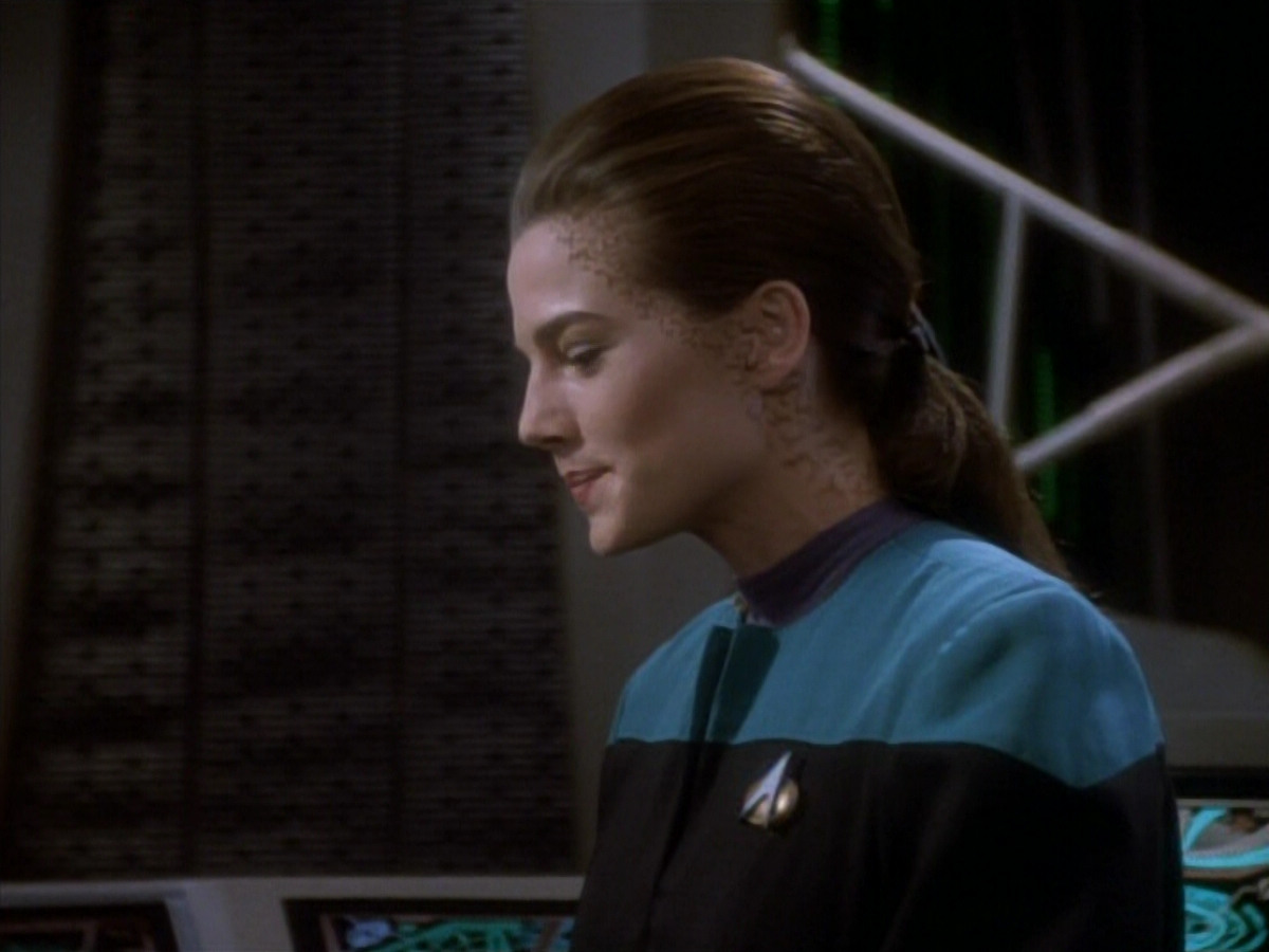 extant_StarTrekDS9_1x19-Duet_00040.jpg
