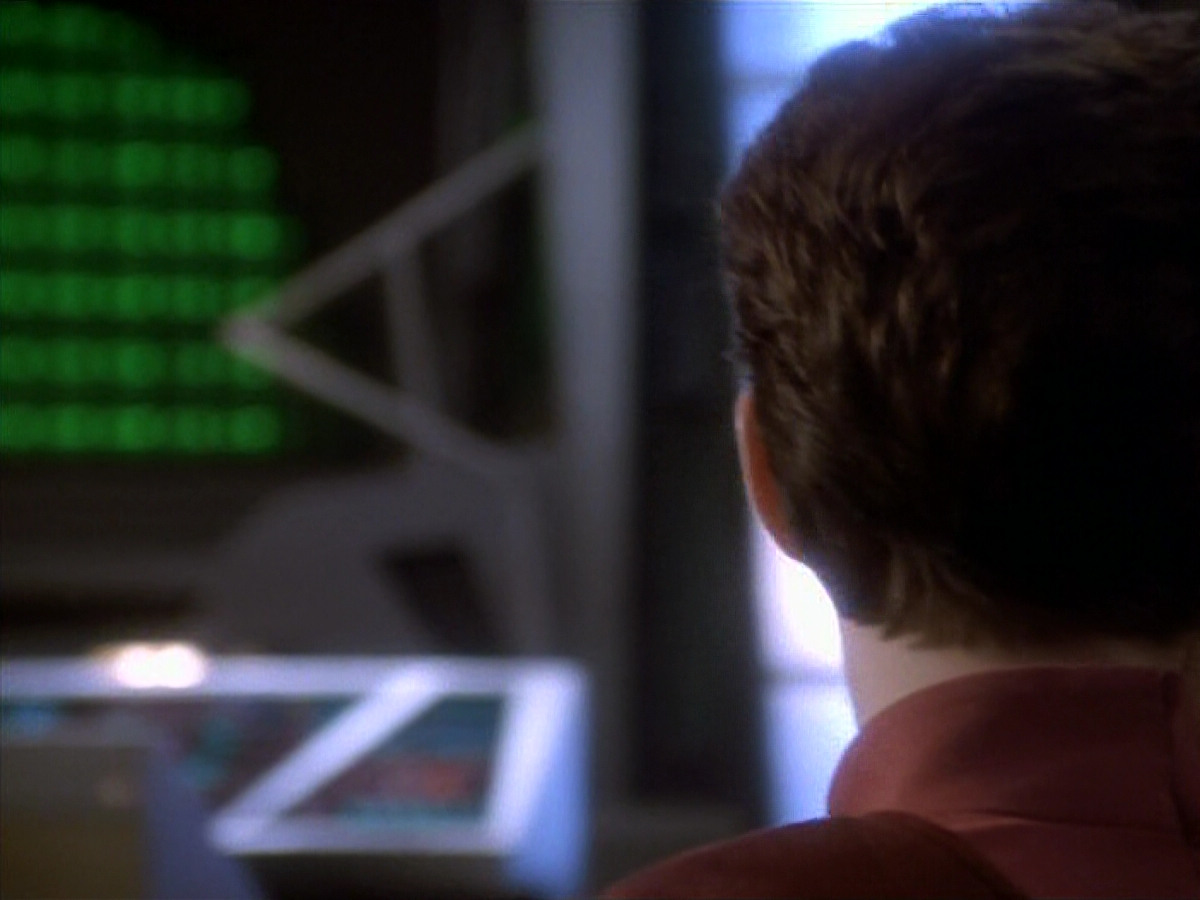 extant_StarTrekDS9_1x19-Duet_00112.jpg