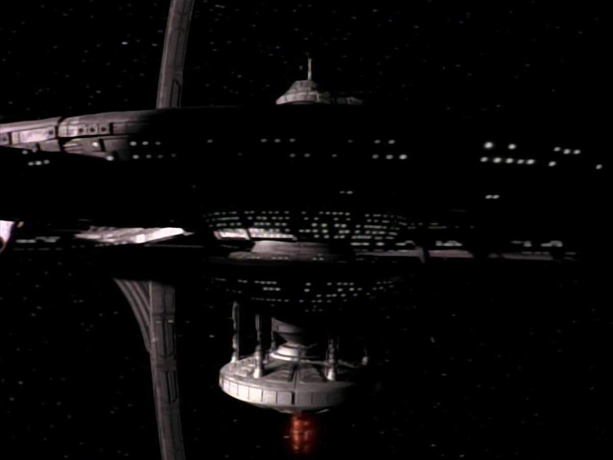 extant_StarTrekDS9_1x19-Duet_00146.jpg