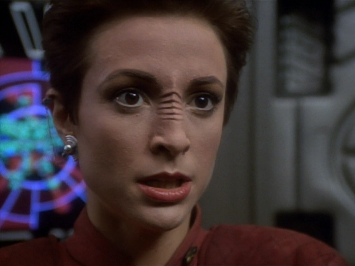 extant_StarTrekDS9_1x19-Duet_00172.jpg