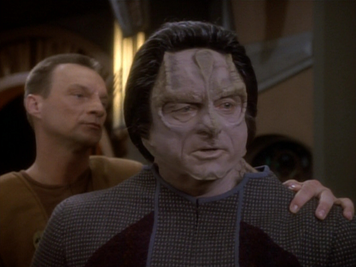 extant_StarTrekDS9_1x19-Duet_00383.jpg