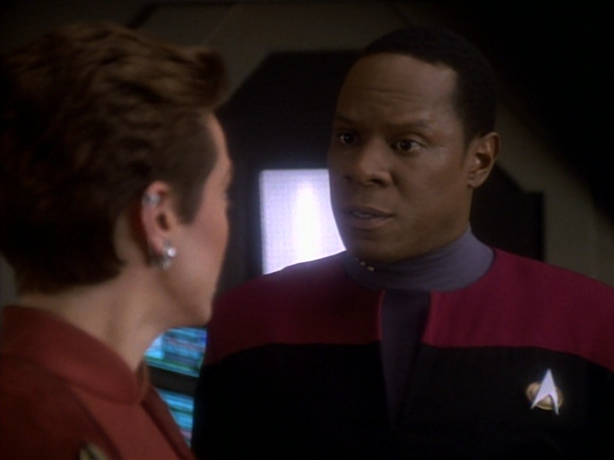 extant_StarTrekDS9_1x19-Duet_00461.jpg