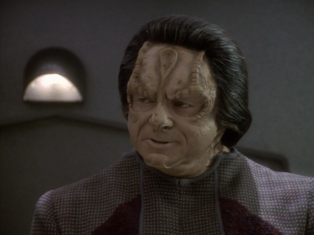 extant_StarTrekDS9_1x19-Duet_00607.jpg