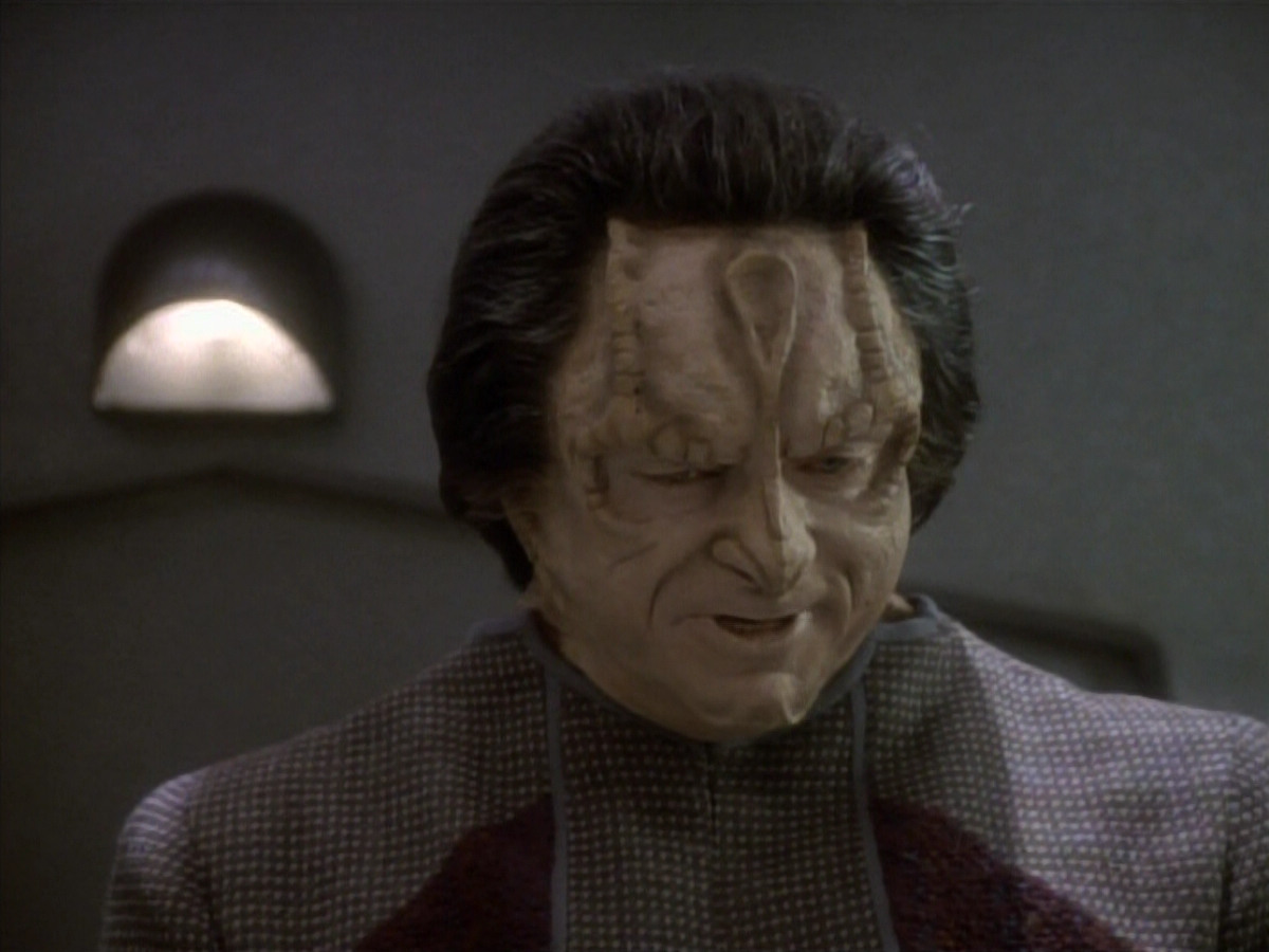 extant_StarTrekDS9_1x19-Duet_00611.jpg