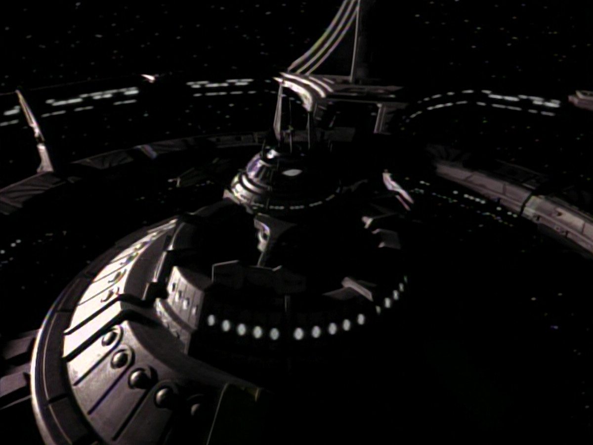 extant_StarTrekDS9_1x19-Duet_00678.jpg