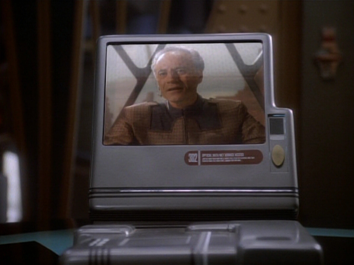 extant_StarTrekDS9_1x19-Duet_00746.jpg