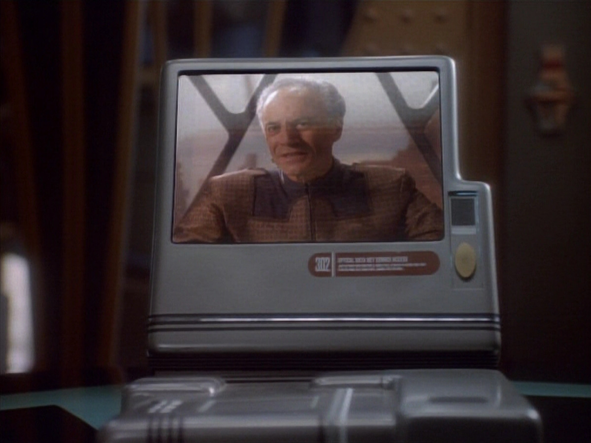 extant_StarTrekDS9_1x19-Duet_00757.jpg