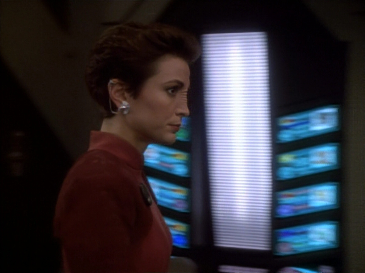 extant_StarTrekDS9_1x19-Duet_01080.jpg