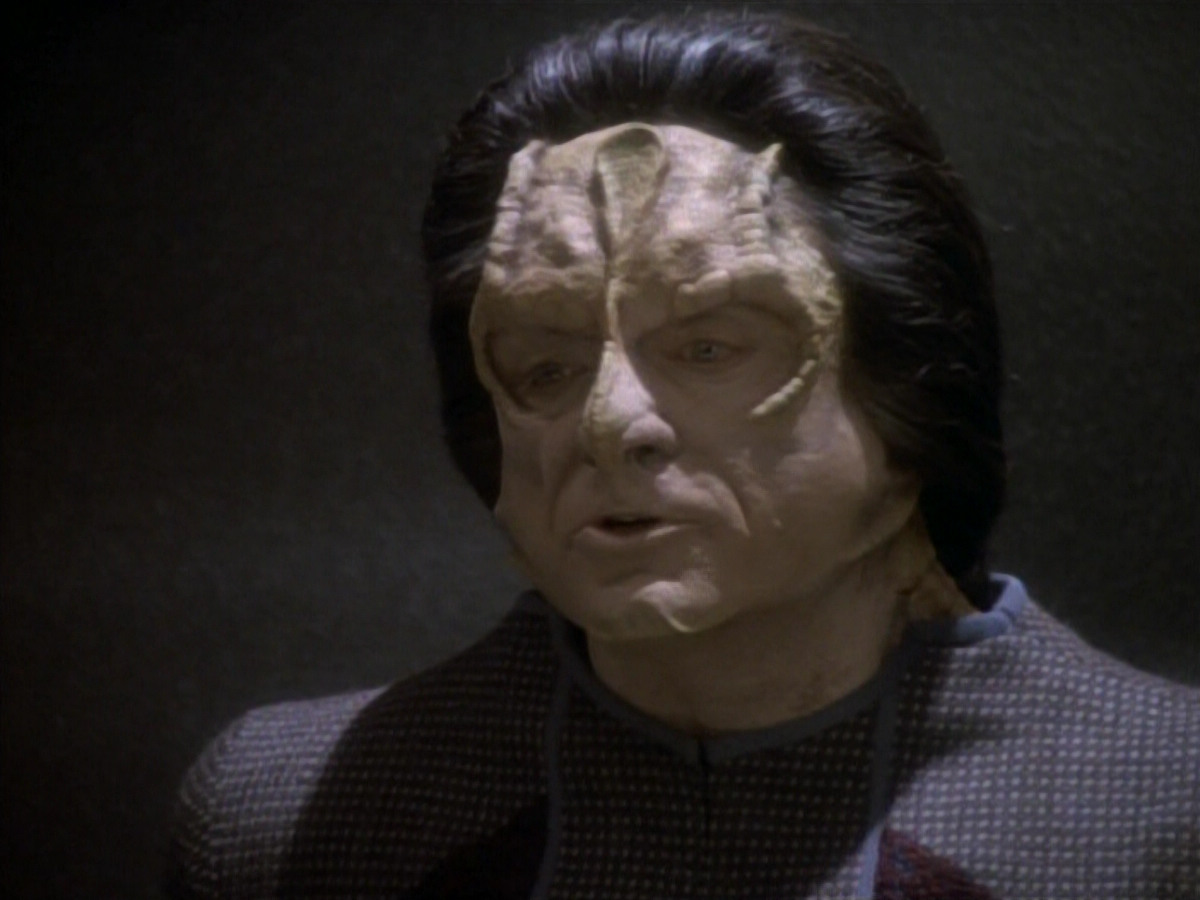 extant_StarTrekDS9_1x19-Duet_01223.jpg