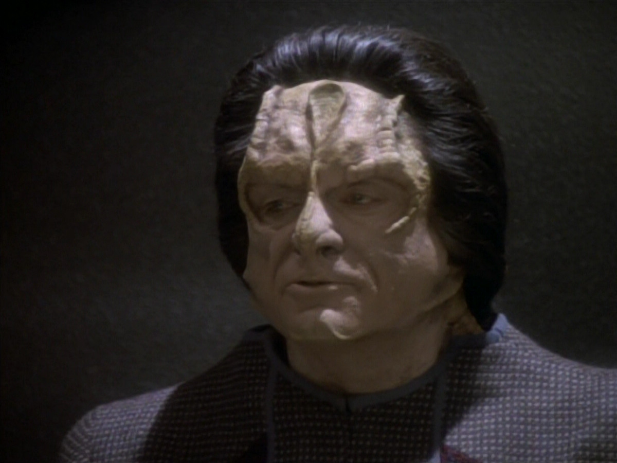 extant_StarTrekDS9_1x19-Duet_01225.jpg