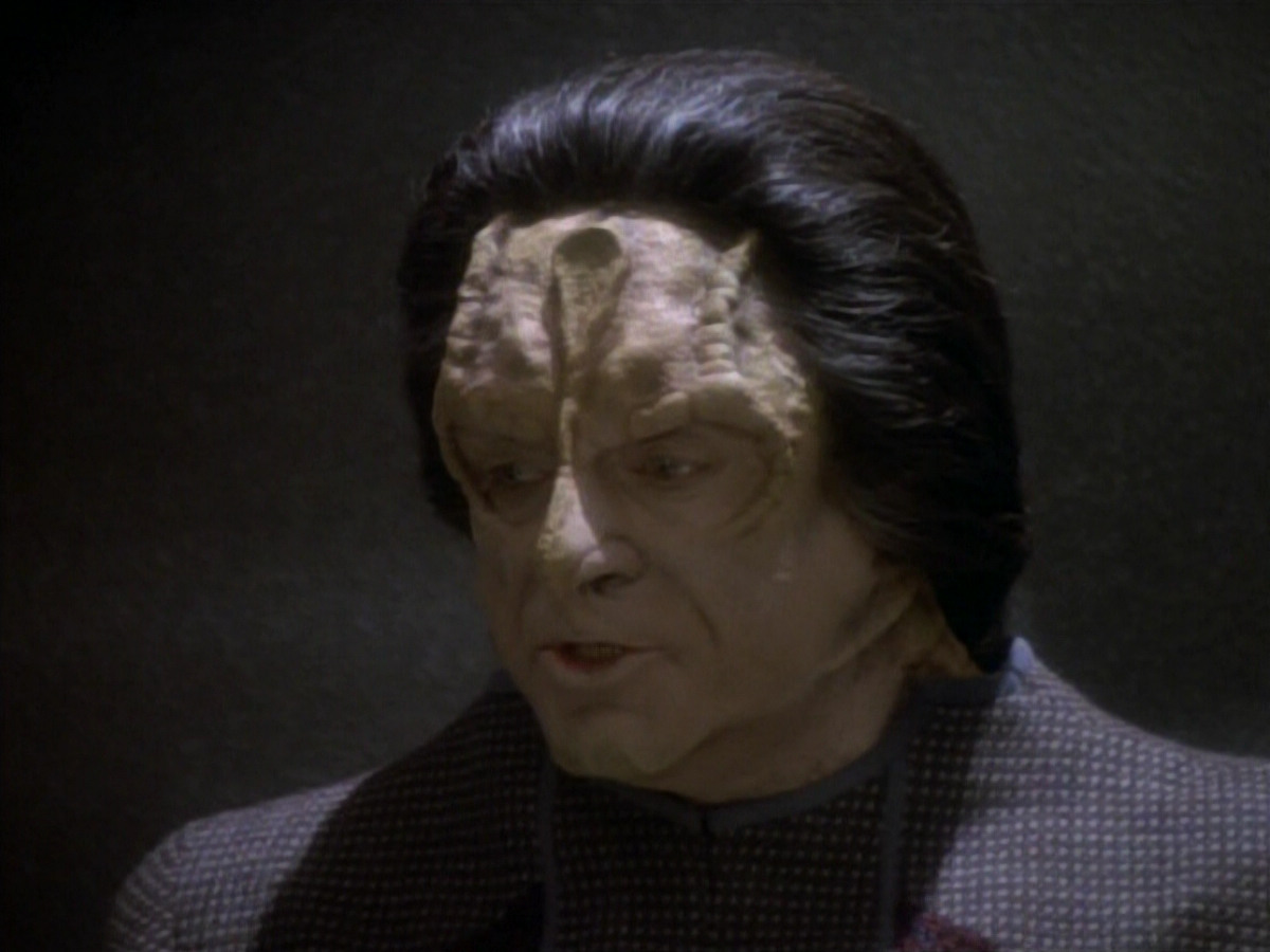 extant_StarTrekDS9_1x19-Duet_01233.jpg