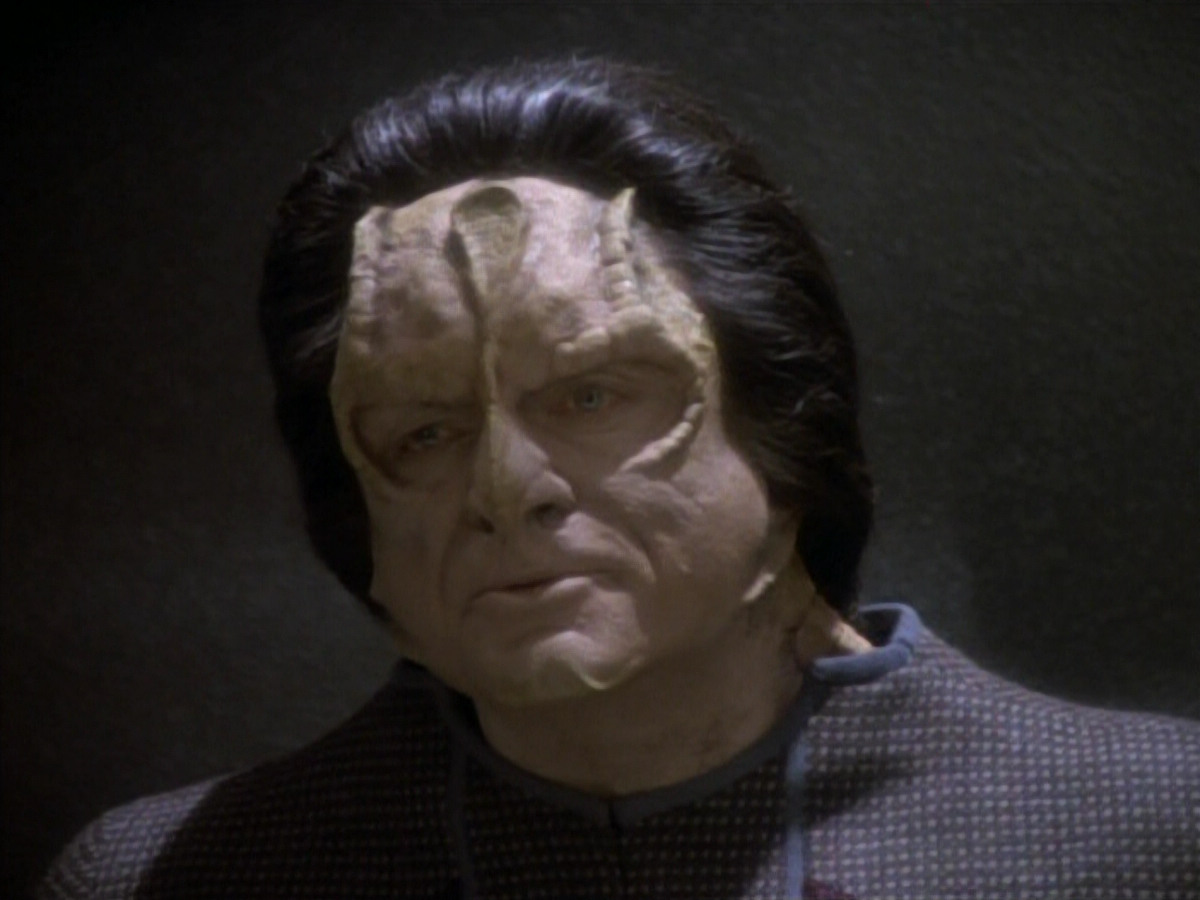 extant_StarTrekDS9_1x19-Duet_01239.jpg