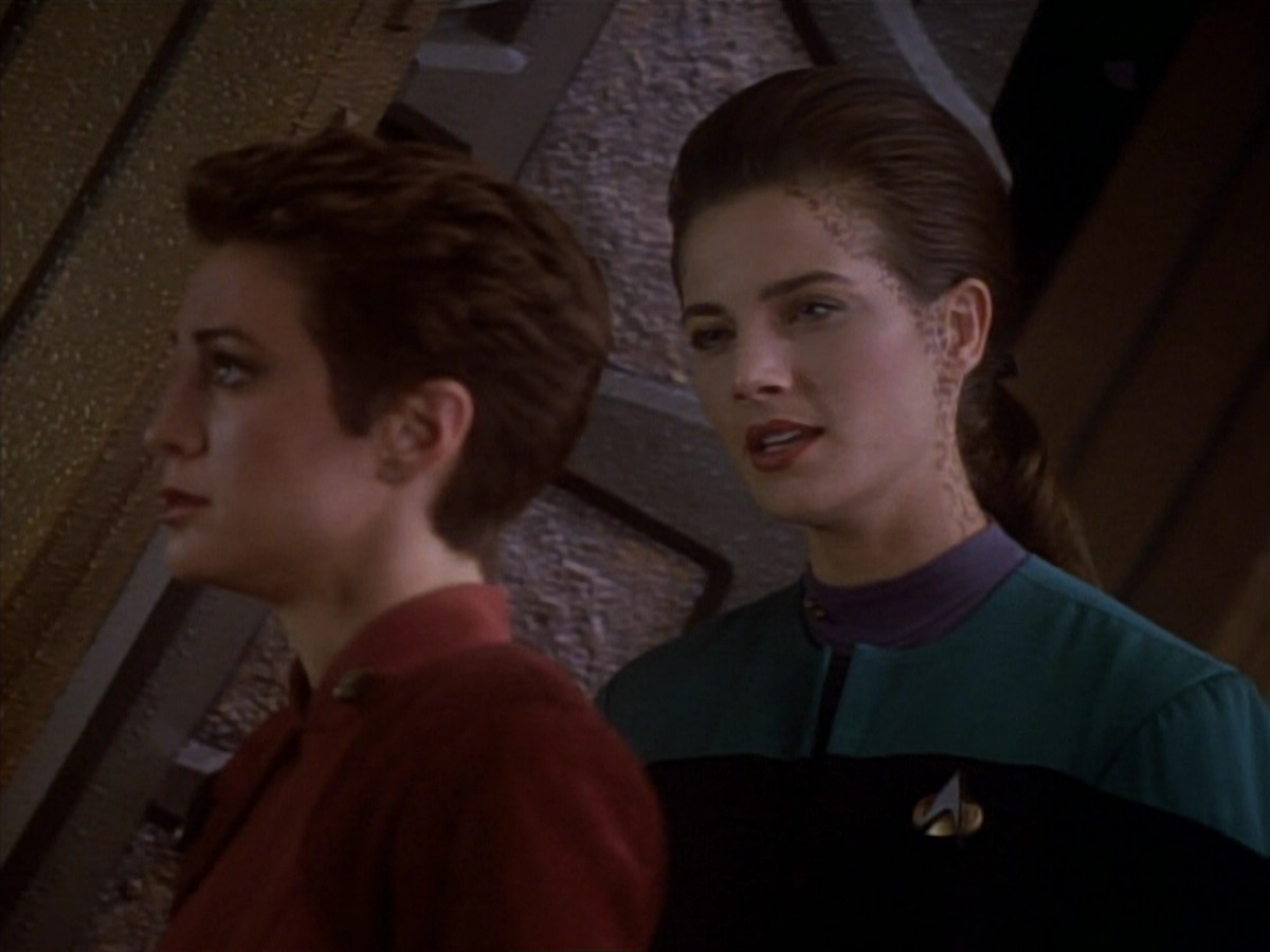 extant_StarTrekDS9_1x19-Duet_01685.jpg