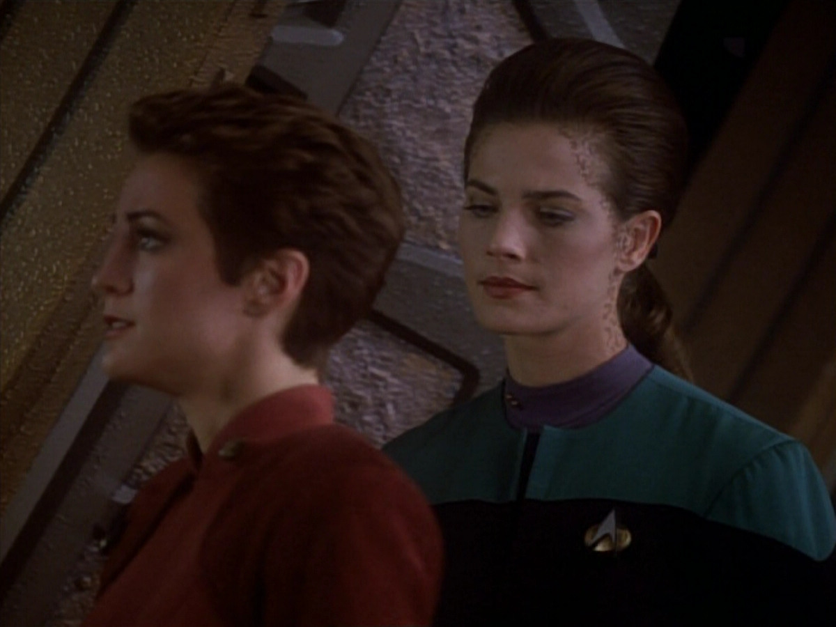 extant_StarTrekDS9_1x19-Duet_01714.jpg