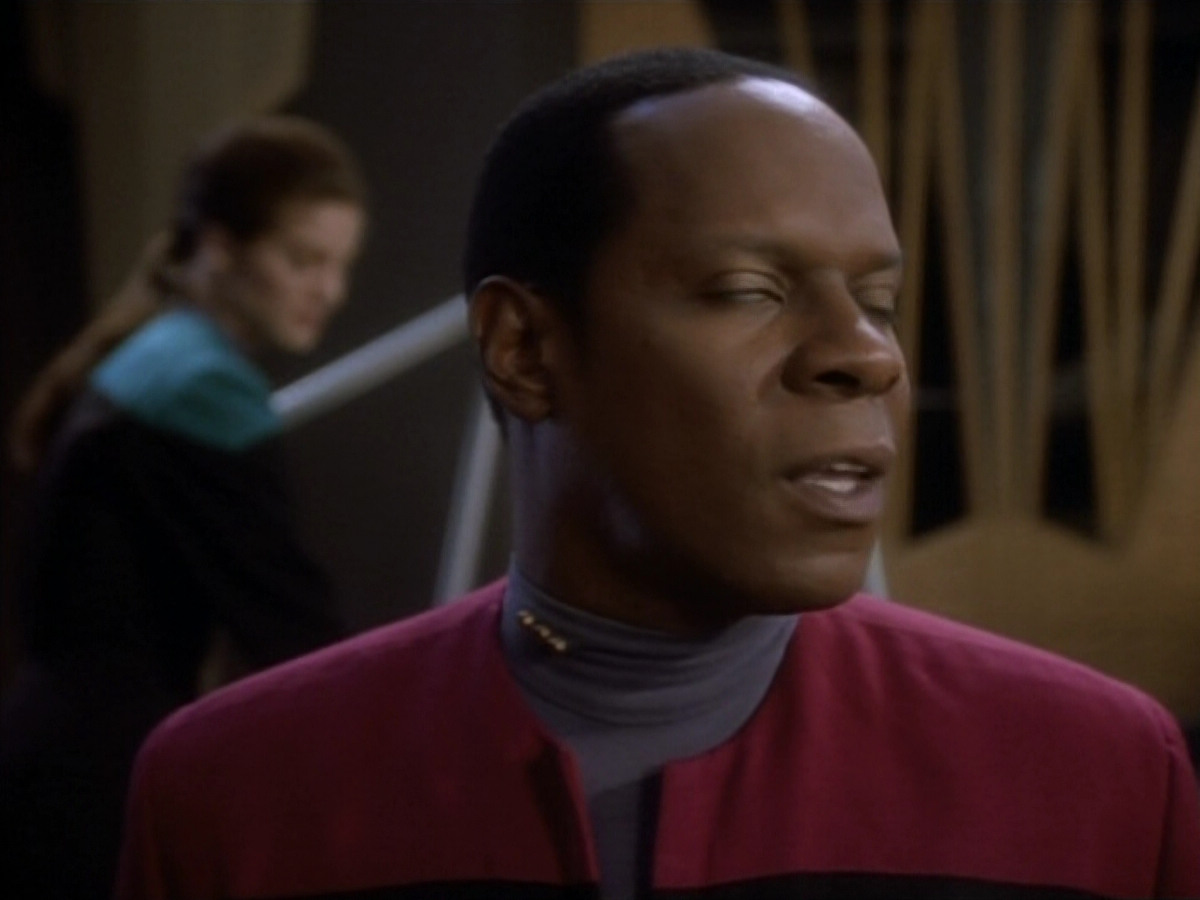 extant_StarTrekDS9_1x19-Duet_01913.jpg