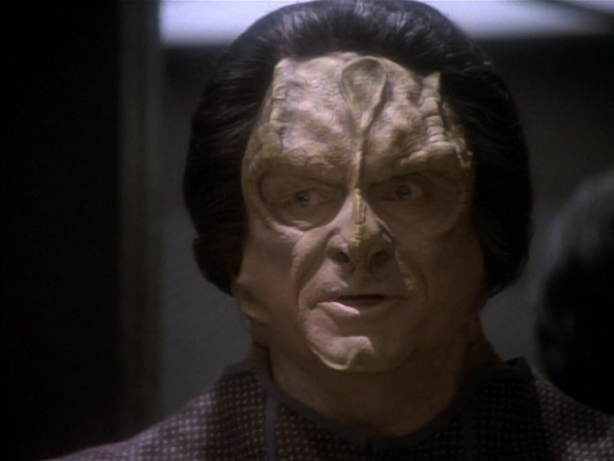 extant_StarTrekDS9_1x19-Duet_01989.jpg