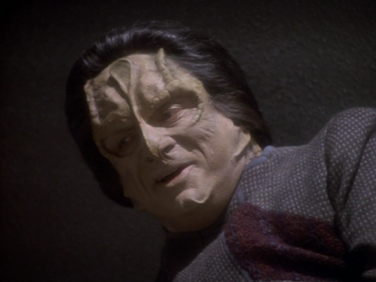 extant_StarTrekDS9_1x19-Duet_02036.jpg