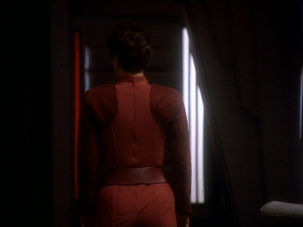 extant_StarTrekDS9_1x19-Duet_02097.jpg