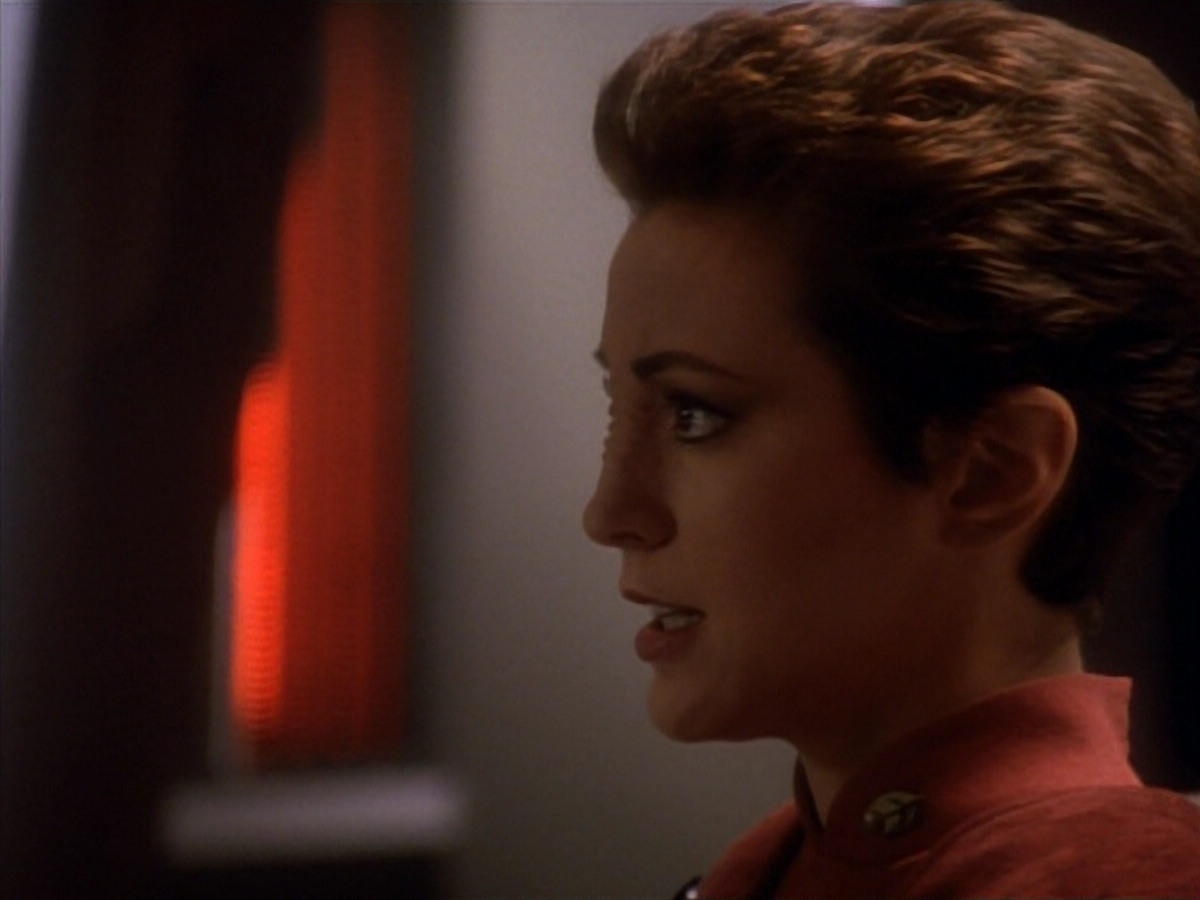 extant_StarTrekDS9_1x19-Duet_02878.jpg