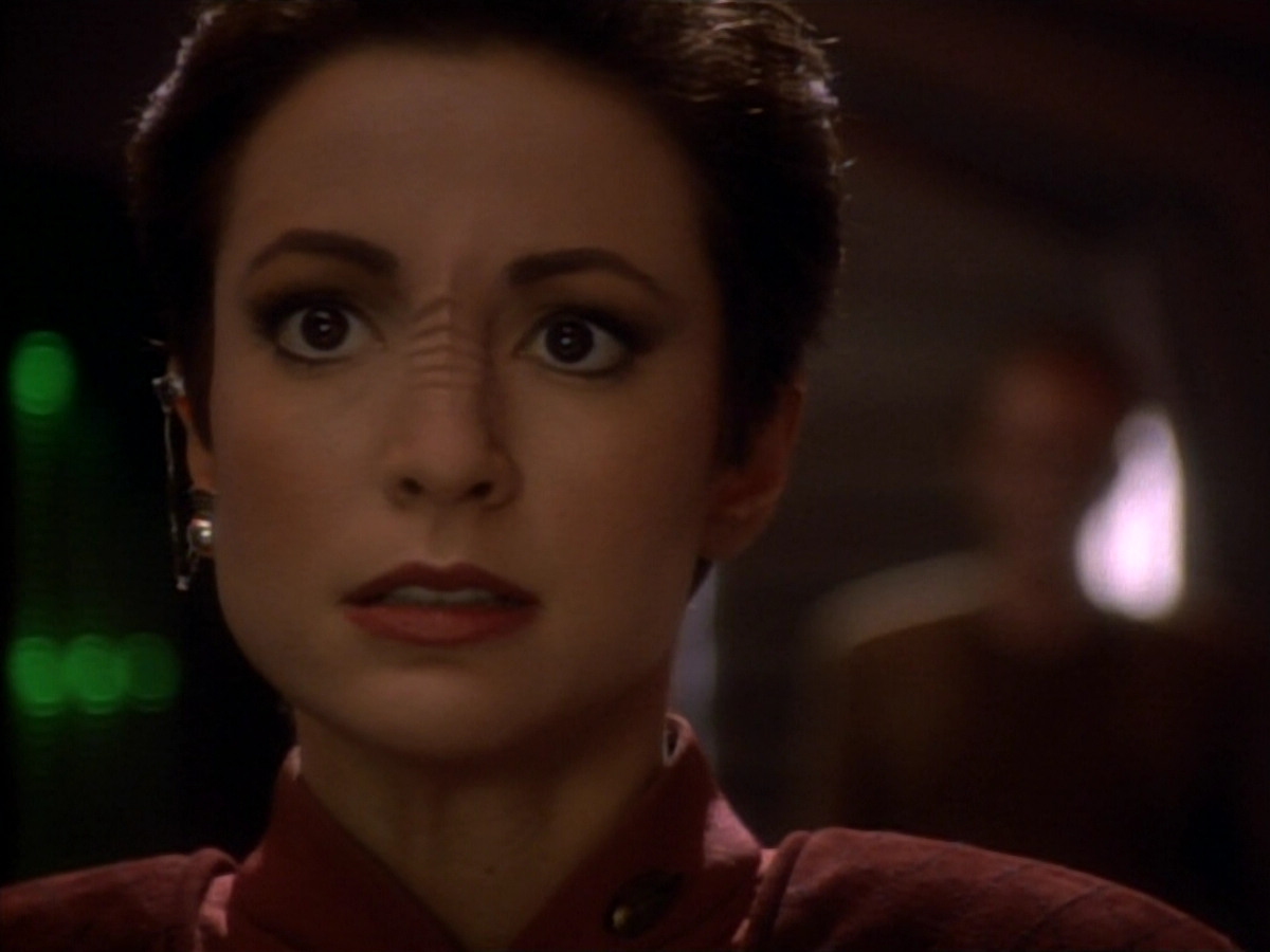 extant_StarTrekDS9_1x19-Duet_02972.jpg