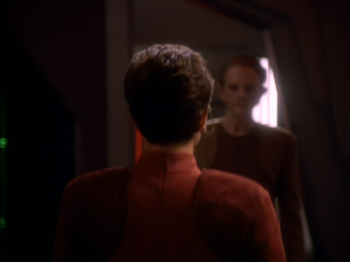 extant_StarTrekDS9_1x19-Duet_02977.jpg